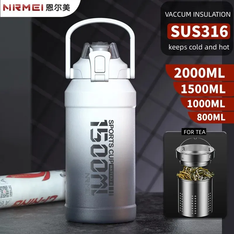 Tasses 2L bouteille d'eau isolée avec paille poignée Thermos en acier inoxydable pour salle de sport à Double paroi sous vide 231026