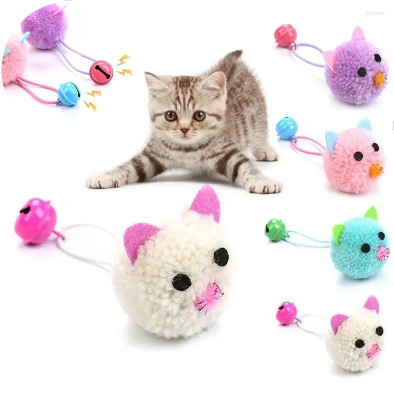 猫のおもちゃ1PCマウスを形作るおもちゃ耐性インタラクティブベル装飾ぬいぐるみぬるましティーザーペット用品子猫の好意