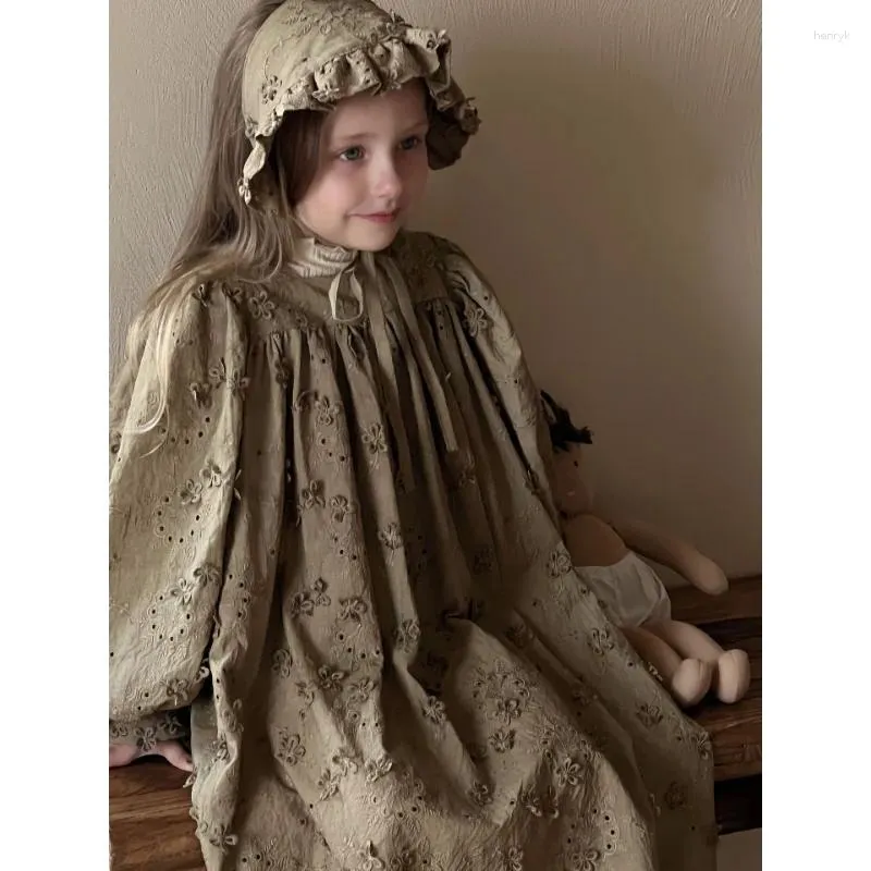 Robes pour filles, vêtements pour enfants, robe de printemps et d'automne, en trois dimensions, fleurs brunes brodées, princesse douce et décontractée, 2023