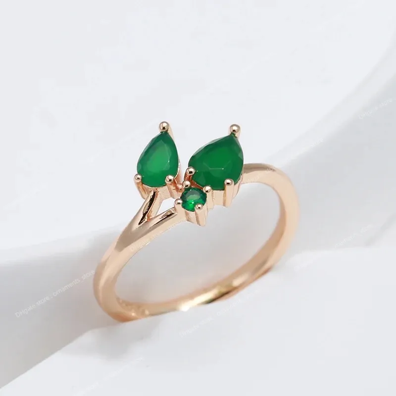 Anello da donna vintage con zirconi naturali verde scuro lucido 585 Colore oro rosa Moda Anelli semplici Gioielleria raffinata per feste Nuovi gioielli di modaAnelli Anello in oro 585 da donna