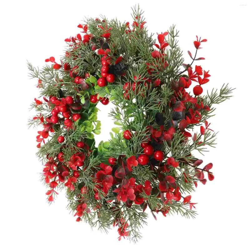 Dekorative Blumen, weihnachtlicher roter Beerenkranz, Dekoration: Weihnachtsgirlande für die Haustür, Wandbehang, Ornament, Winterferienjahr