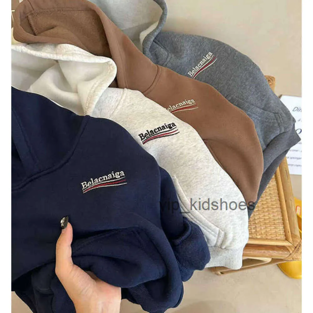 Tröjor barnkläder set hoodies förtjockar mode vinter höst flicka pojke kläder baby småbarn bomullsutkläder toppar barn 2-7 år gammal luvtröja