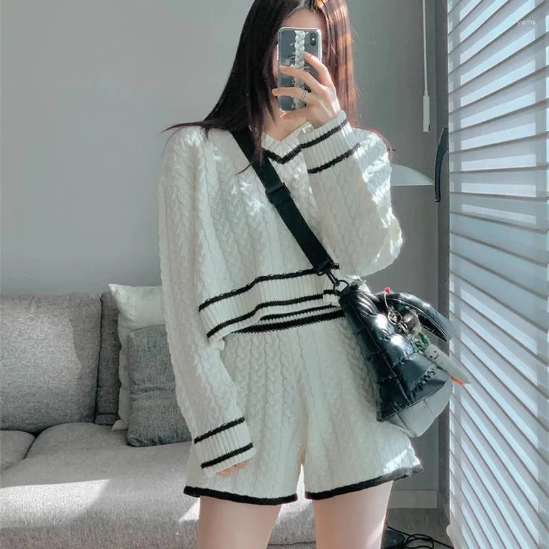 Women's Tracksuits Fashion Zipper Short Tops Knitted Sweater And Shorts Two Piece Set Women Korean 2 Sets Womens Outfits Sexy Club Pink