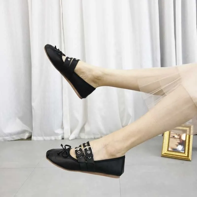 Dress Shoes TINGHON Classic Silk Ballet Shoes Lace up Ballet Women Round Toe Bowtie Women Flats Elegant Valentine Shoes