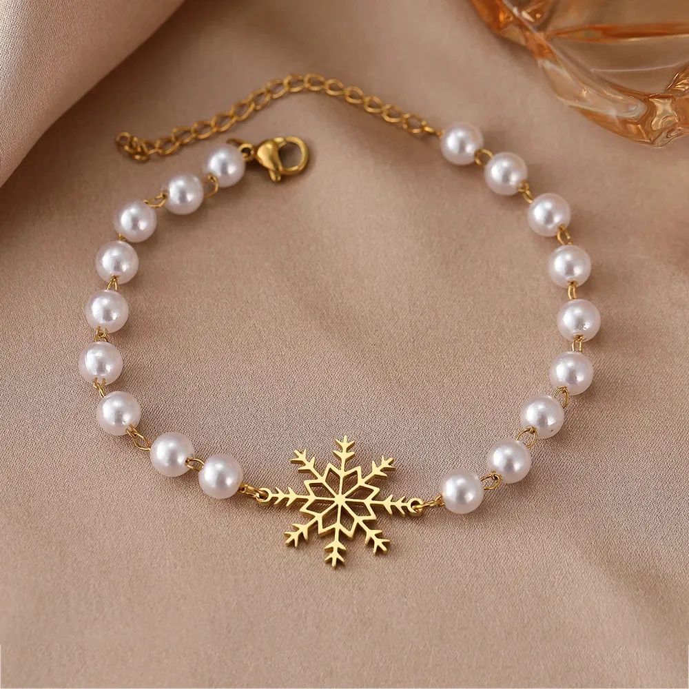 Braccialetti con ciondoli Acciaio inossidabile delicato fiocco di neve Accessori natalizi Catene di perle di moda Bracciale con ciondoli per gioielli da donna Regali 231027