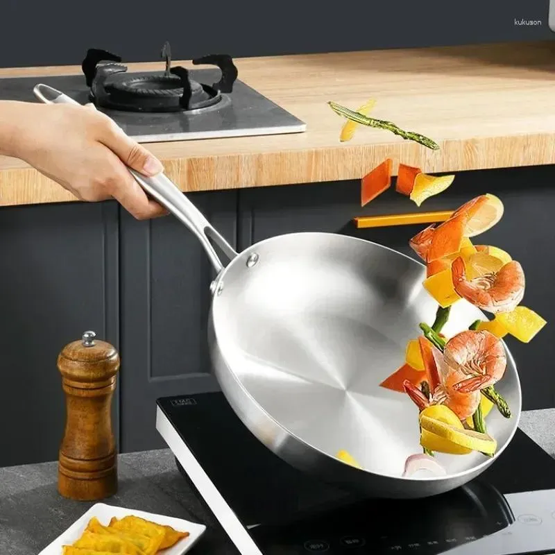 Pannor Stick Five-Layer Non Steel rostfri Wok Pan Pancake Frying Pot 304 Egg Cooking Steak