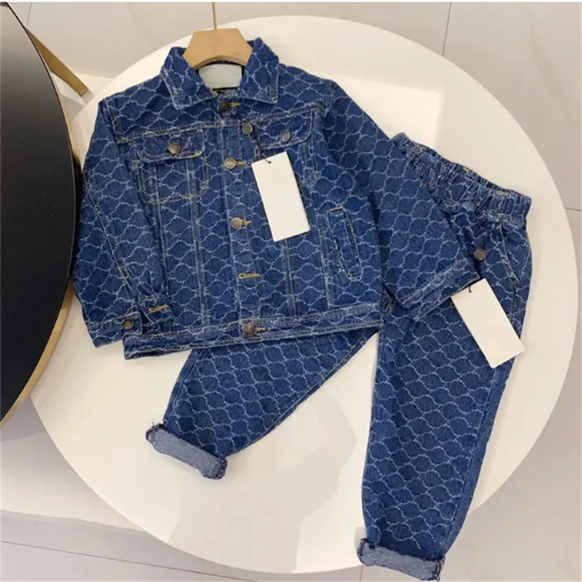 Completi di abbigliamento per bambini Ragazza Ragazzo Giacca di jeans Capispalla Top Jeans Cappotto Moda Tute classiche Pantaloncini Pantaloni per bambini Giacca 4 stili Abiti per bambini 100 cm-150 cm A03