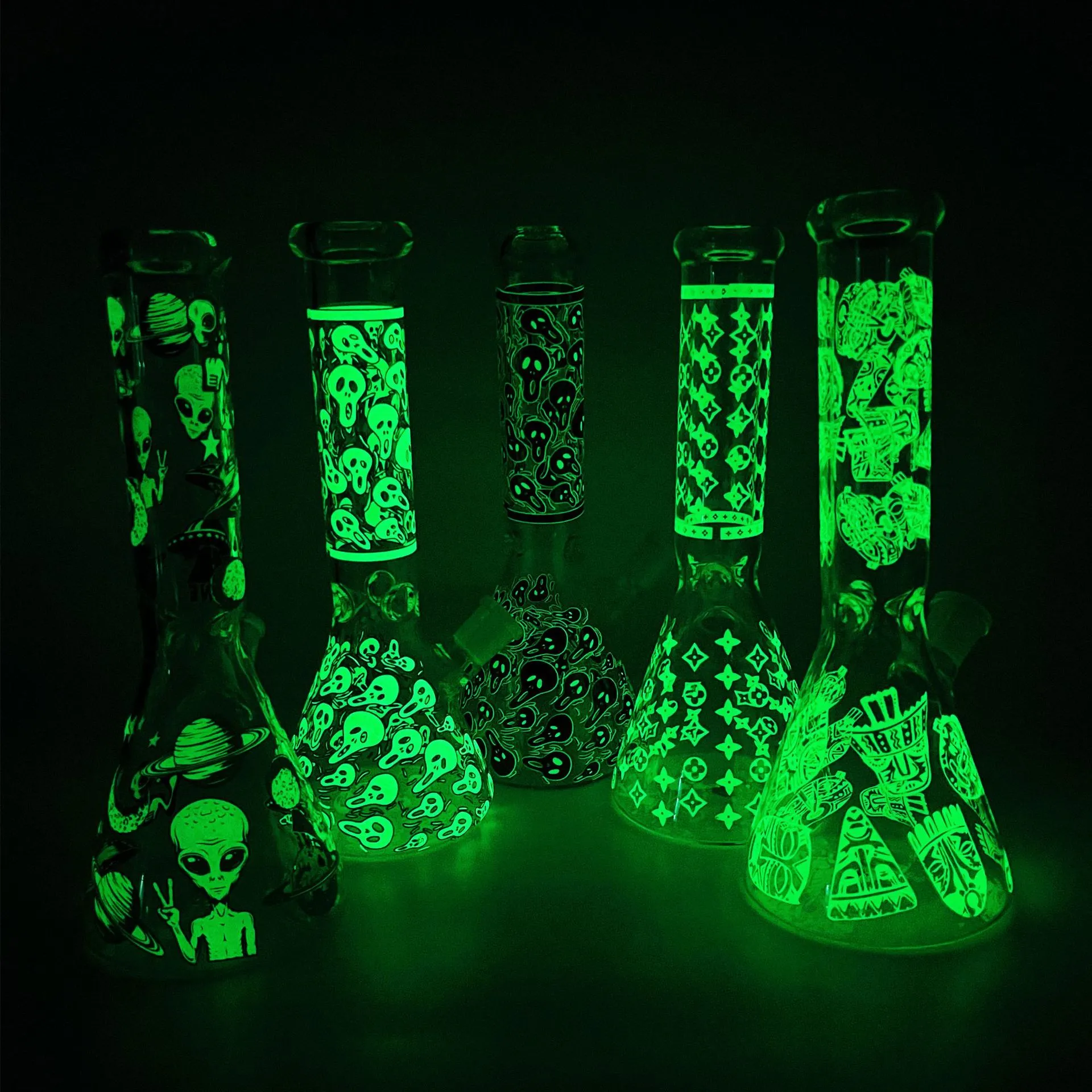 Narguilés 4 mm d'épaisseur Luminus Decal Beaker Bong 9,8" Heady Hallowmas Bongs en verre Bong droit avec des attrape-glaces Style de dessin animé rétro Pipe à fumer du tabac