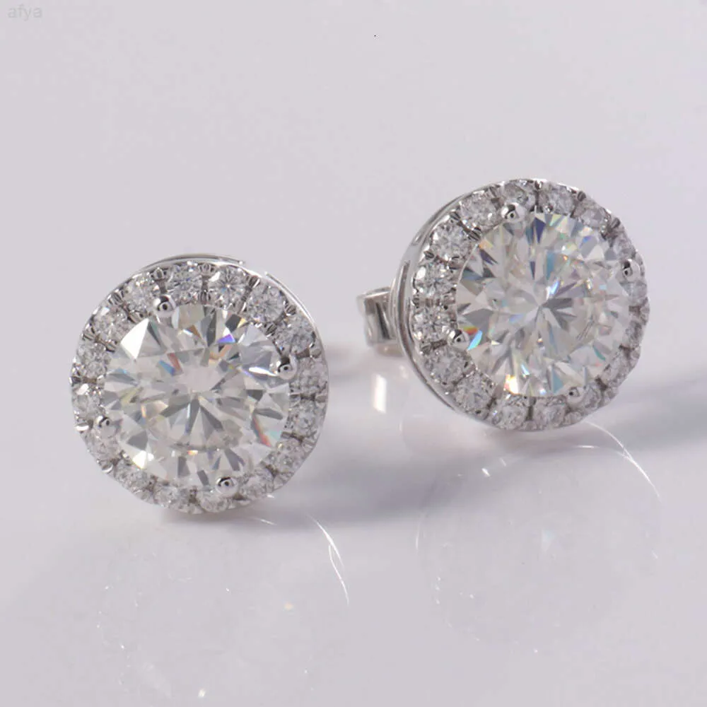 Klassiek 10k 14k 18k massief wit goud 5,5 mm echte diamant Def Vvs ronde Moissanite schroef terug Halo Stud voor