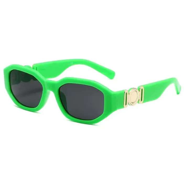 Designer pour femmes hommes lunettes polarisées UV Protectio Lunette Gafas De Sol nuances lunettes avec boîte plage soleil petit cadre mode lunettes de soleil AAA