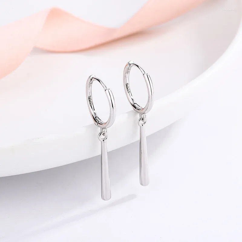 Orecchini a bottone S925 in argento sterling con tre coltelli Flow per orecchini a bottone di minoranza femminile maschili alla moda e personalizzati