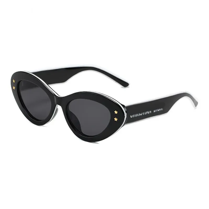 Cat Eye Brille Sonnenbrille Fashion Ins Net Red Same Männer und Frauen Klassiker Großmeister T3007 28 Gold Black Sier Rahmenharz Objektive mit Kasten Großhandel