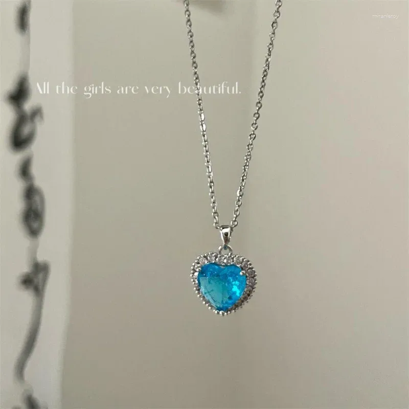 Pendant Necklaces Vintage Style Copper Alloy Link Chain with Blue