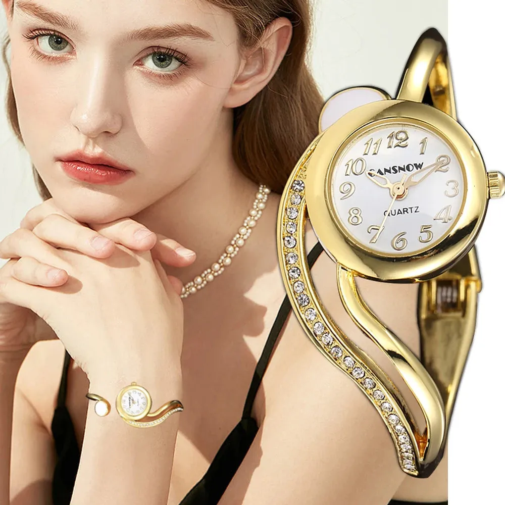 Andra klockor Titta på kvinnor i lyxarmband Guld Silver Small Dial Dress Ladies Quartz Wristwatch Casual Clock Reloj Mujer 231026