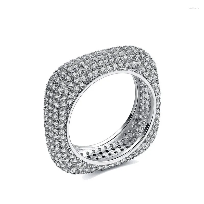 Anneaux de cluster Zircon autrichien Bague de mode Micro pavé cubique doigt carré pour femmes Bague Anel Anello Halka Prsten Ringen