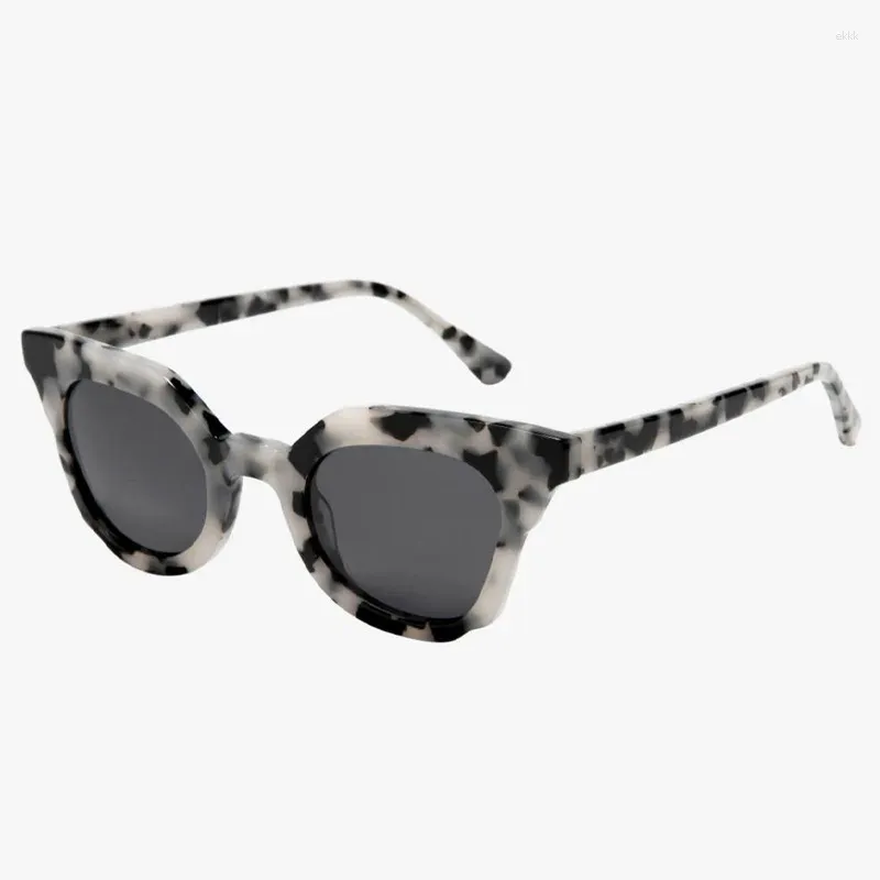 Solglasögon elegant katt glasögon trend kvinnor mode avancerad tillbehör uv skydd man