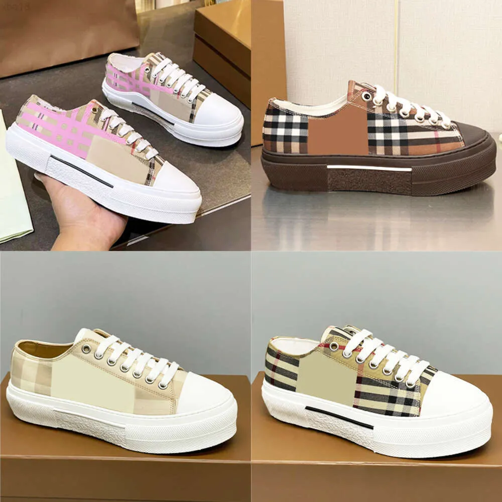 18Designer Sneakers طباعة طباعة مدرب الرجال رجال الأحذية غير الرسمية المدربين مخطط حذاء رياضة مطبوعة حروف منقوشة أحذية عتيقة مع صندوق NO288