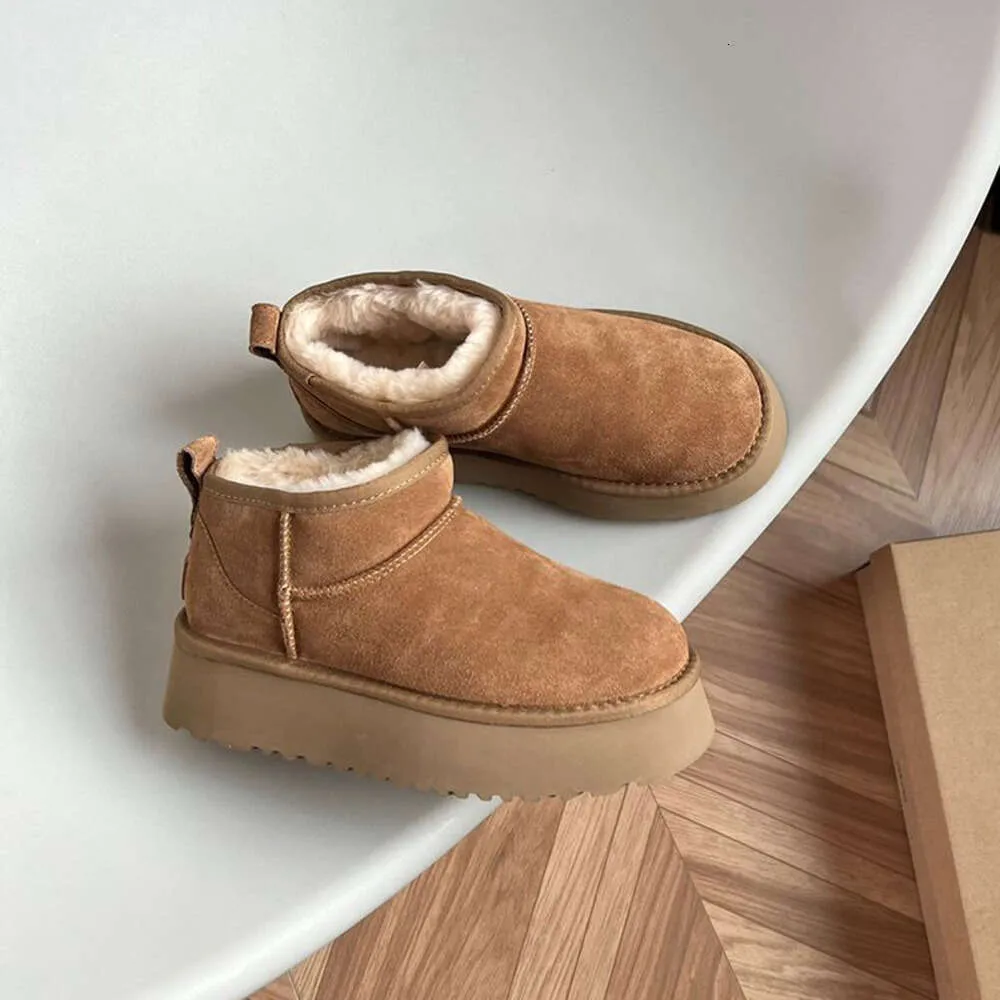 Botas de invierno Ultra Mini para mujer, botas de plataforma australianas de diseñador para mujer, botines de piel de tobillo cálidos de cuero Real, zapato lujoso