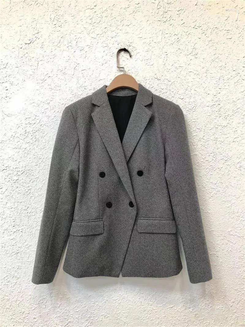 女性のスーツウールブレンド二重胸肉灰色のブレザー2023秋と冬の女性襟長袖ストレートスーツジャケット