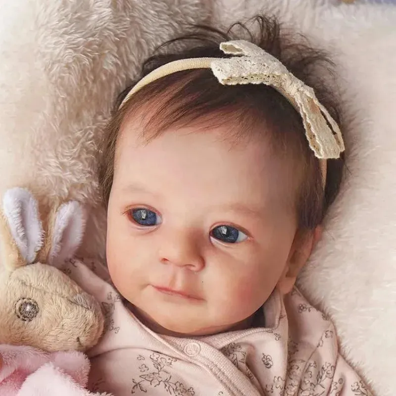 Dolls 18" Realistic and Cute Reborn Baby Doll Girl Bright Eyes Opened with Brown Hair Named Claire Birthday Christmas Gift For Kids 231026