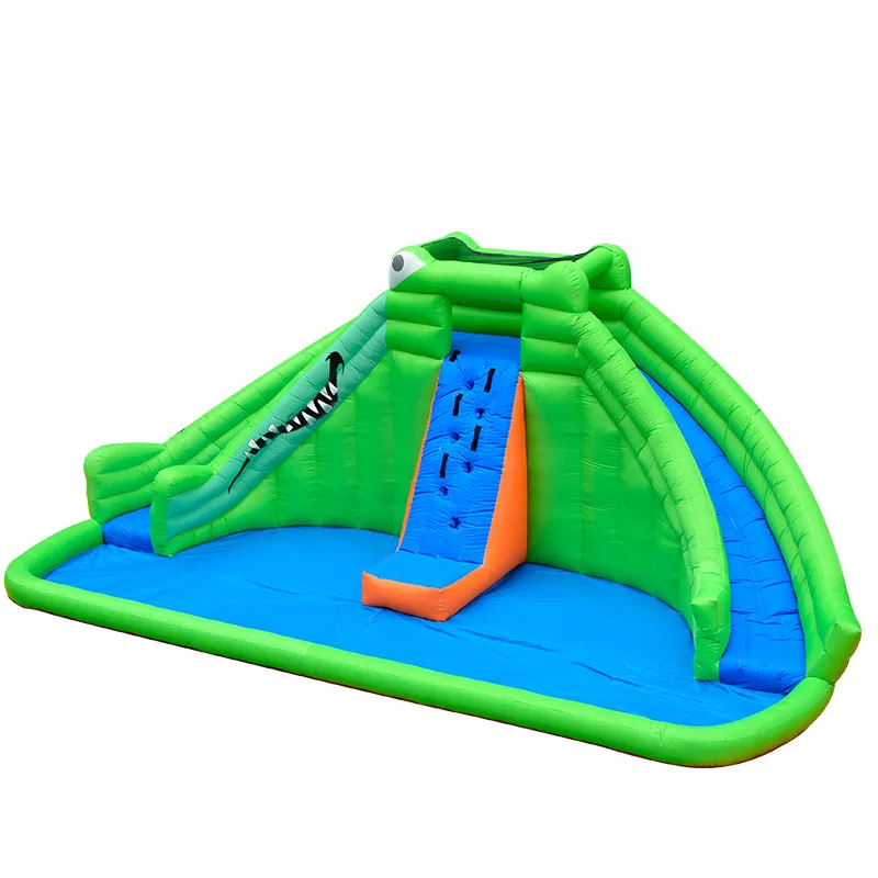 Uppblåsningsbar dubbelfältvattenbilar med Pool Rocky Mountain Ultra Croc Water Park Castle For Children Barn Toys Playhouse Outdoor Play Fun Birthday Small Presents