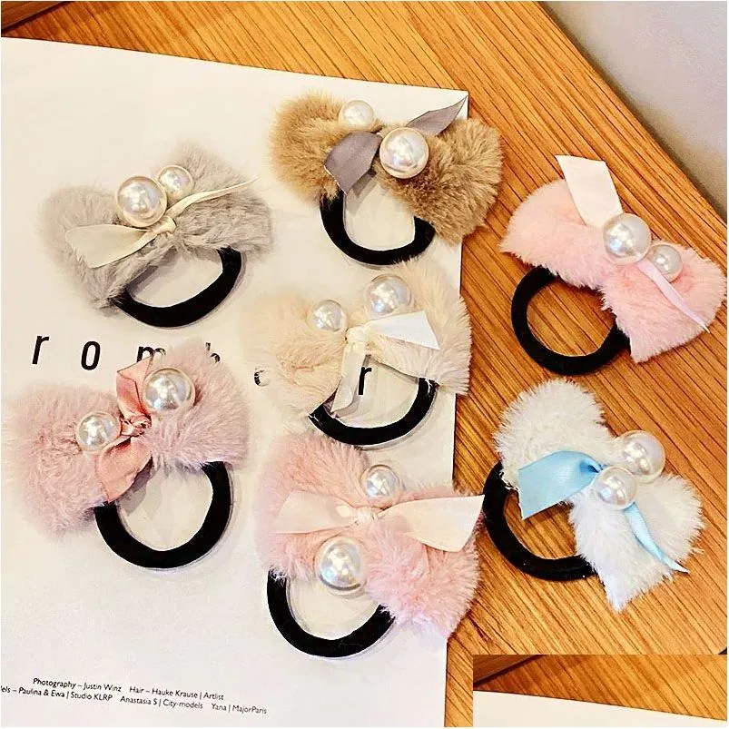 Accessoires de cheveux 2021 Automne Hiver Nouvelles Femmes Filles Mignon Peluche Bow Perle Scrunchie Doux Décorer Bande Élastique Mode Drop Livraison P Dhong