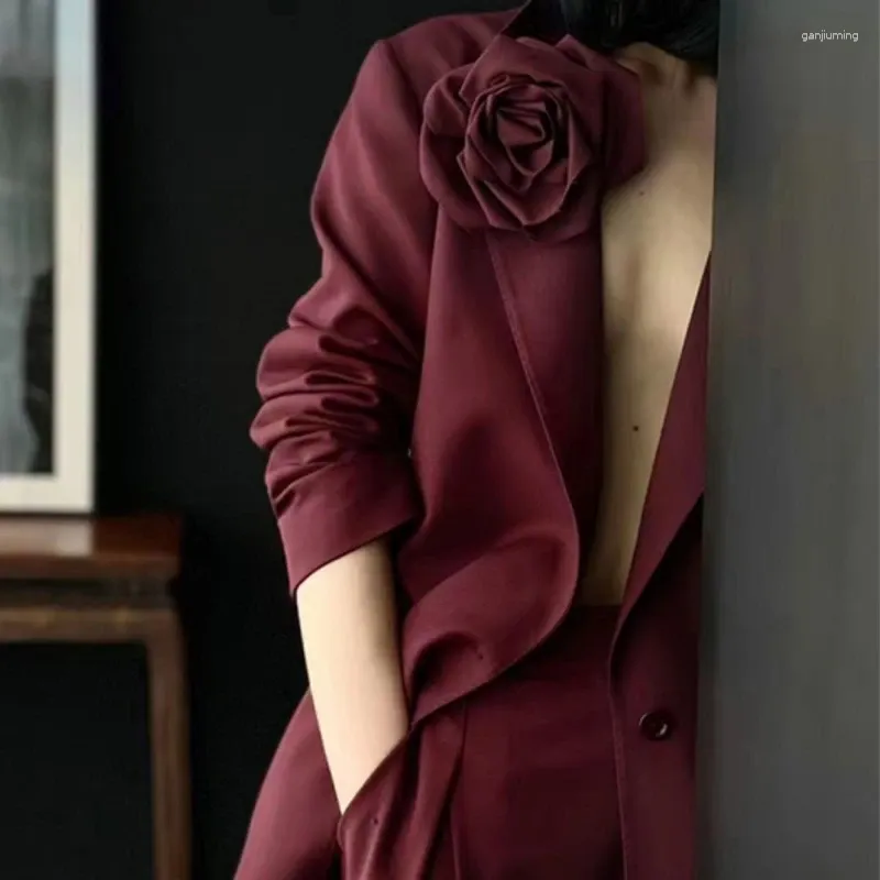 여자 재킷 스프링 가을 여자 디자이너 와인 레드 아플리케 로즈 슬림 블레이저 스테일러드 코트 세트 여자 사무실 레이디 한 버튼 2 조각 코트