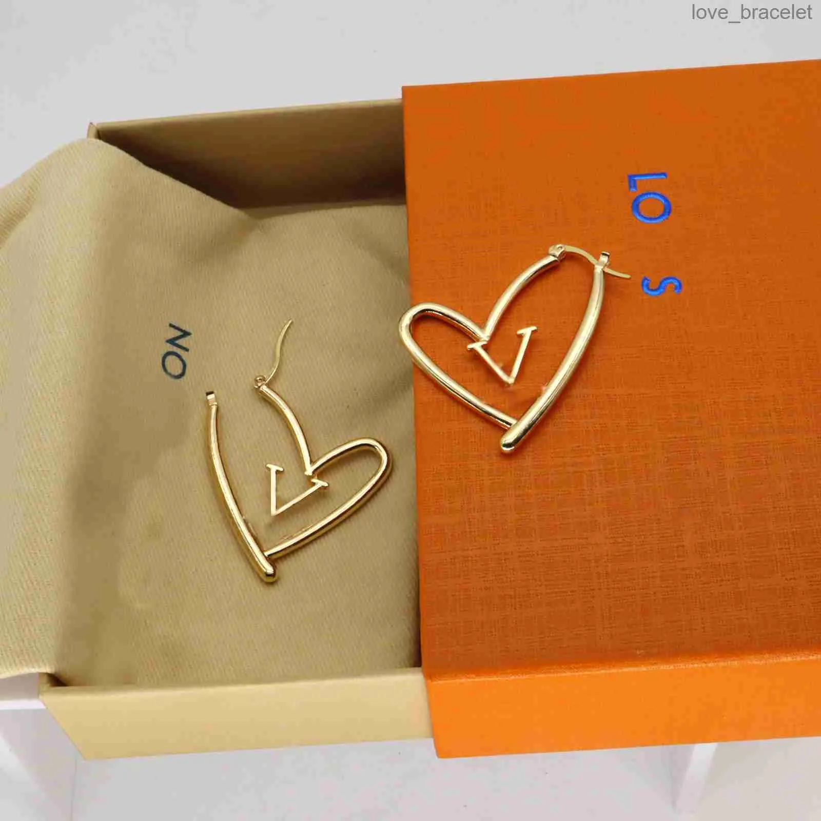 Lucky Charm Designers Gold Love Earrings Designer Women Bow Diamonds Party Wedding Rhinestone Birthday Gift Luxury Classic Brand European American