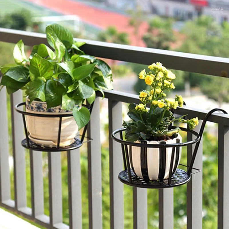 Garden levererar inomhus utomhus balkong räcke hållbart hemmakontor med dubbla krokar praktisk blommor järnstruktur hängande typ anti