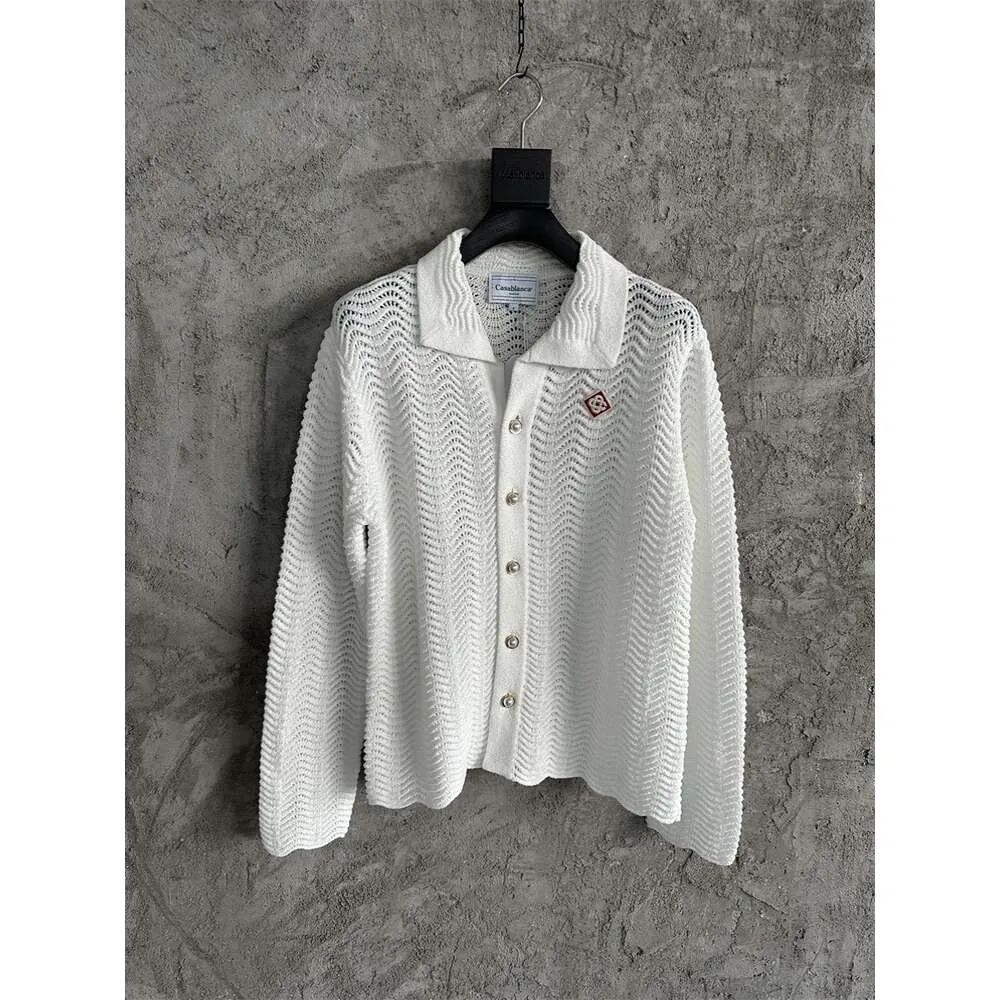 Casablanca pérola fivela pequeno estilo perfumado cardigan de malha solta camisola de manga longa oco para fora casaco casablanc