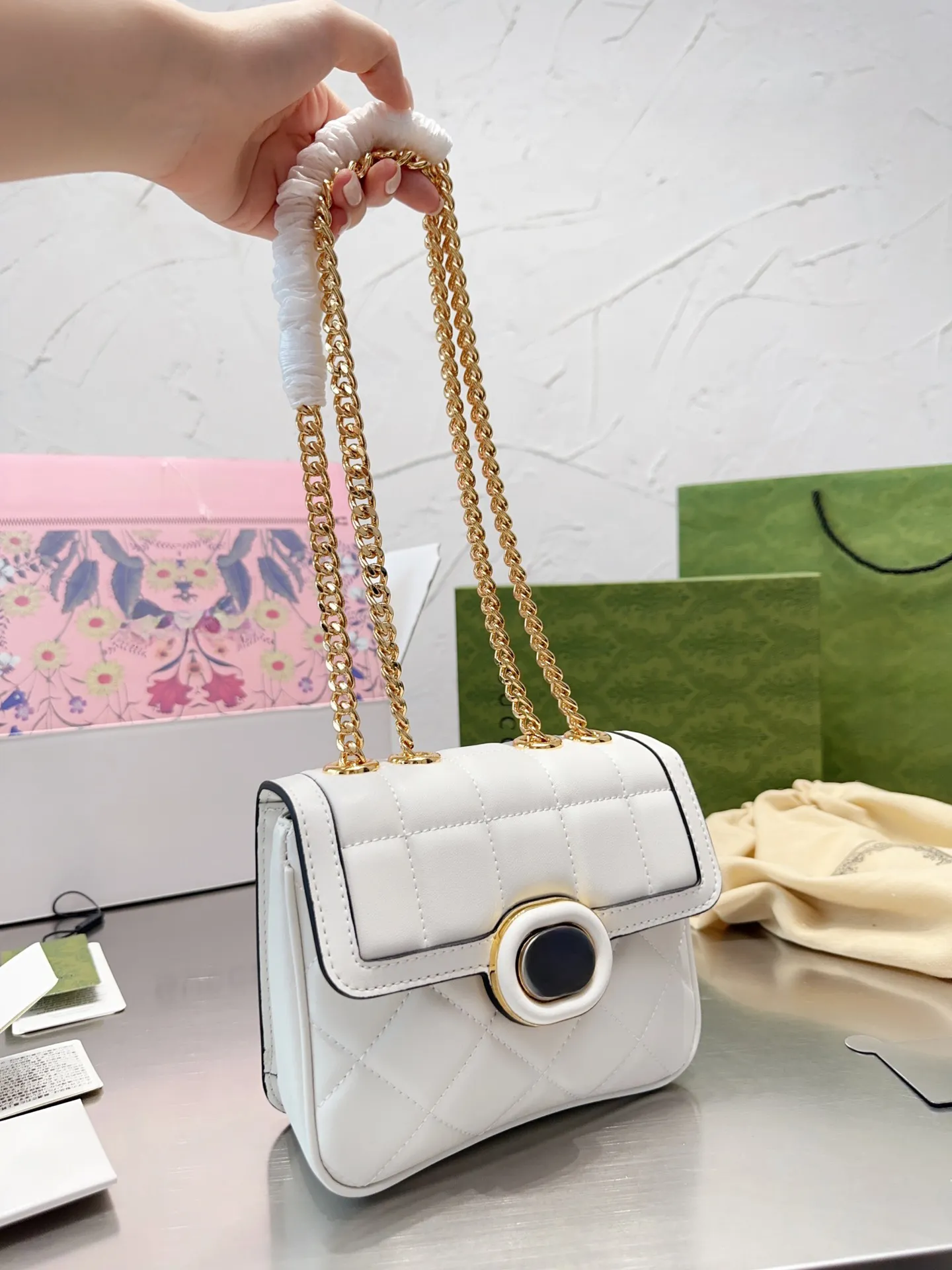 G DECO neue Umhängetasche Damen Kettentasche Mode Umhängetasche Handtasche Vintage Einkaufstasche Minitasche mit Box IU Casual