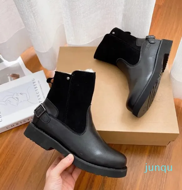 Designer Boots Australia Boots Luxury Brand Boot Genuine Leather Warm Boots Ankle Booties Man Short Winter