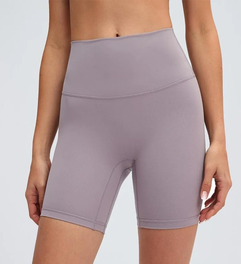 L09 Forma Yoga Shorts Highrise Nake Känner mig ingen elastiska täta byxor Kvinnor Sportbyxor Outfits Sportwear Slim Fit8416970