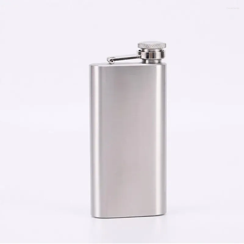 Stainless Steel Lightweight Hip Flask Easy To Carry Whiskey And Wine