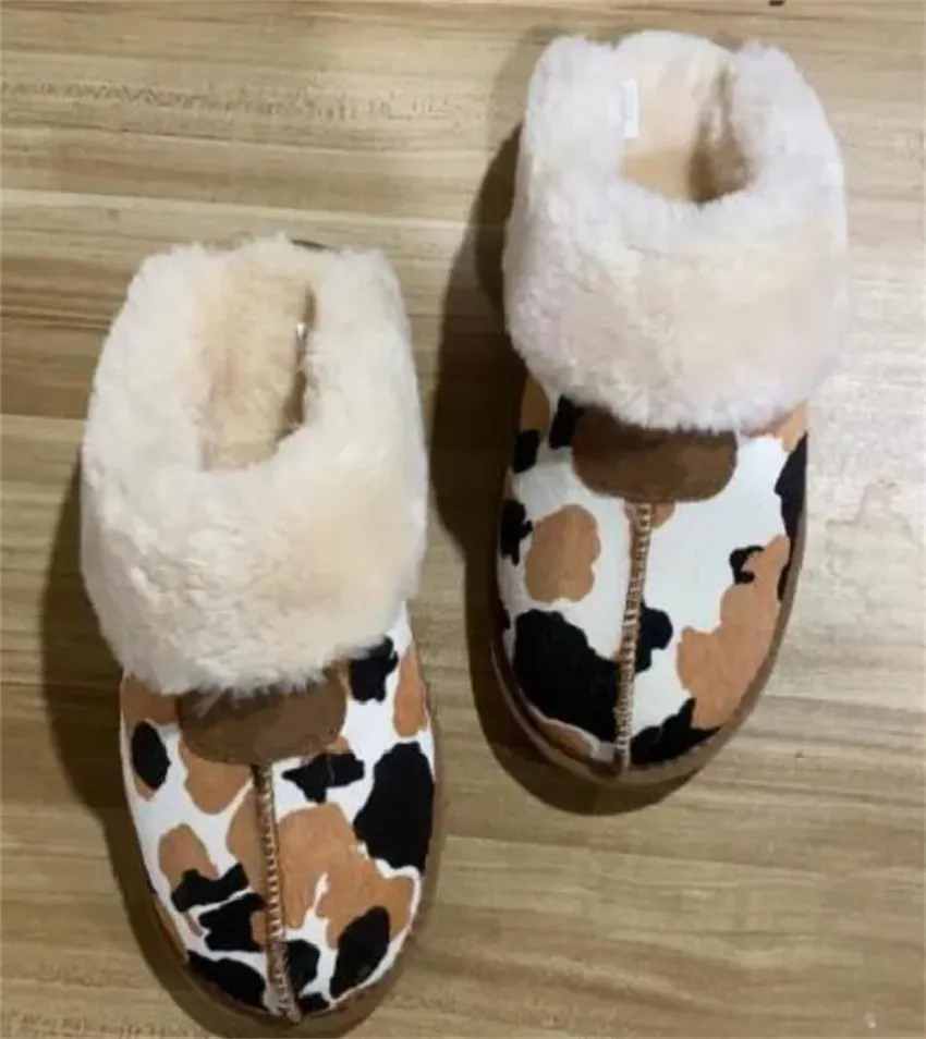 Vintage childrens slippers - Gem