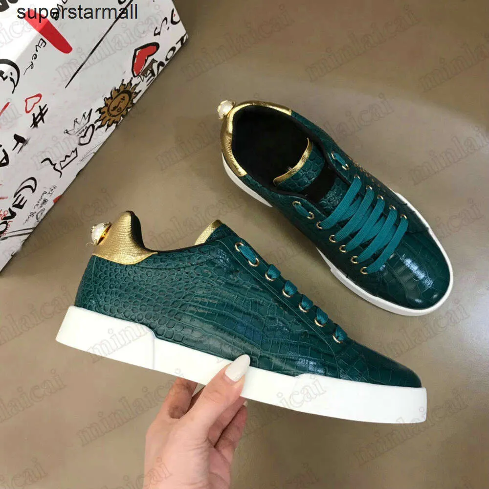 Topp diamant casual Italy Low Designer Flat Mens Shoes Sorrento präglade Luxurys Crocodile Mönster Sneakers Trainers Crystal Mens Portofi