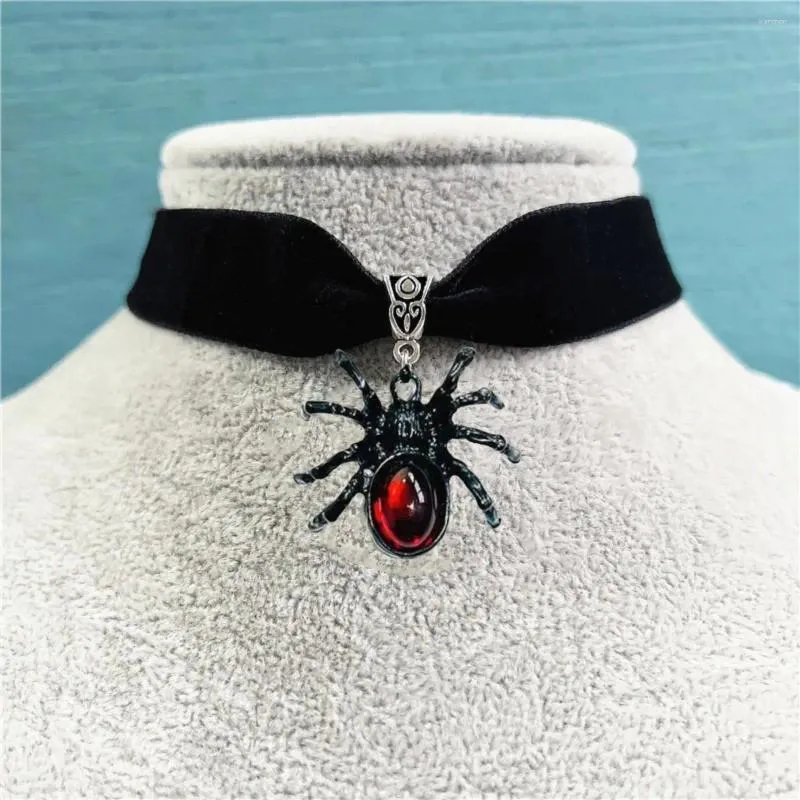 Choker Gothic Blood Spider Velvet Women Man Fashion Pagan Witch Jewelry Associory Gift Vintage Vampire Necklace Netclace