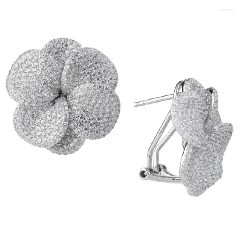 Studörhängen 2024 Spring Bloom Flower Design Naturliga smycken Full Micro Paled 5A Cubic Zirconia CZ Sparking Women Earring