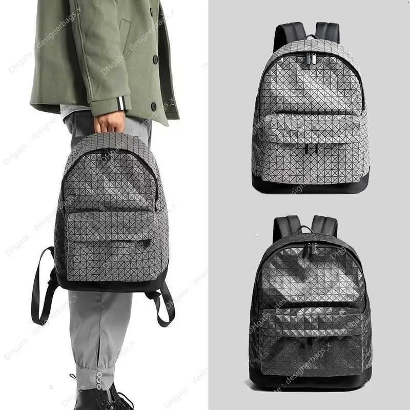Men the First Direct Drop Three Curtilage Silicone Backpack Waterproof Portable Versatile Geometric Diamond Grid and Women's Life Travel Bag