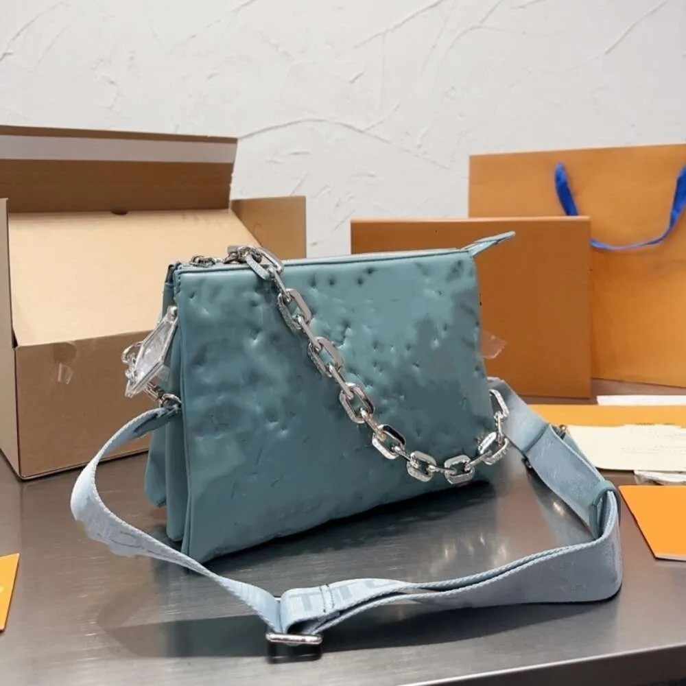 即国内発送・送込♪BCBG♪CARLYツイストショルダードレス$338 DHgate.com:Chic Womens Crossbody Bag - Chain Shoulder Bag