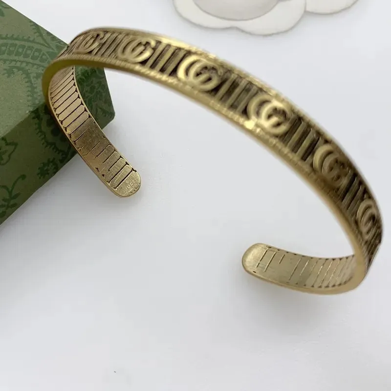 Luxe en sfeervolle dames heren luxe verstelbare letterarmband, gouden retro modetrend, klassiek cadeau, mooi