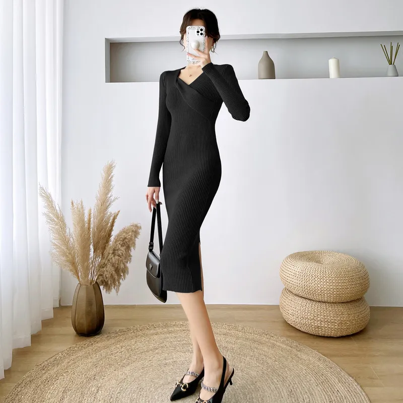 Urban Sexy Dresses Temperament Sexig tät klänning Slim Package Hip liten svart klänning Stickad Chic midja Elastisk kort kjol