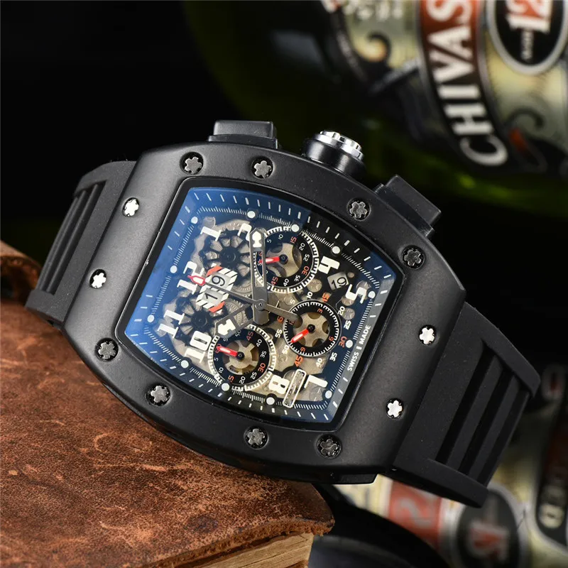 Hot Sale Brand Mens Watch Quartz Multifunctional Men Sports Watches Rubber Strap orologio uomo