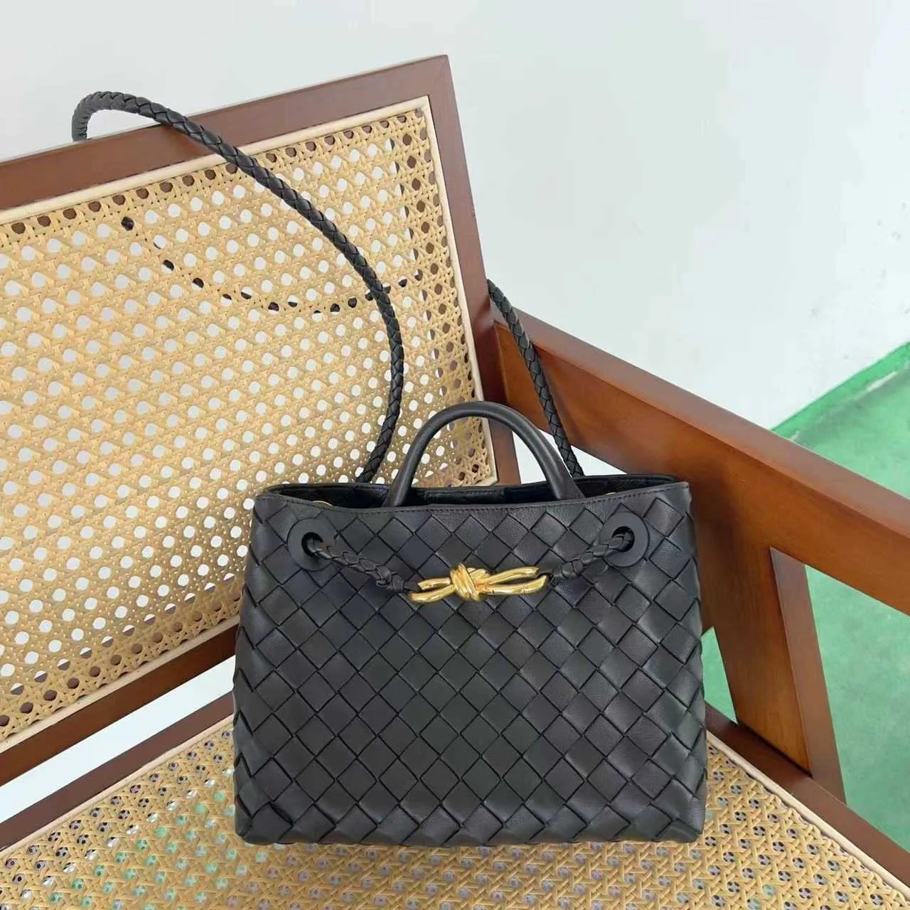 Genuine Leather BVs Designer Bag Butterfly Women's ANDIAMO Small Handbag XNC0G