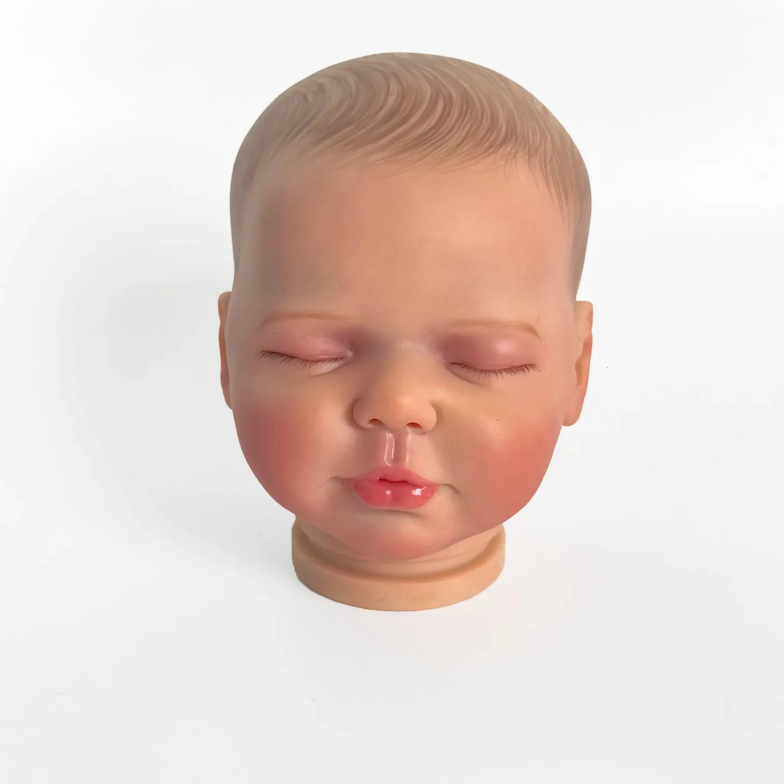 Reborn Baby Doll Guide: Lifelike Details & Collector Tips