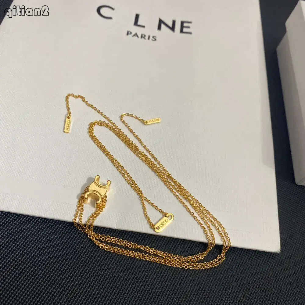 Projektant CE Gold Splated Modna Zaangażowanie Miłość Travel Jewelry Wysokiej jakości miedziany naszyjnik wisiorek 2023 nr