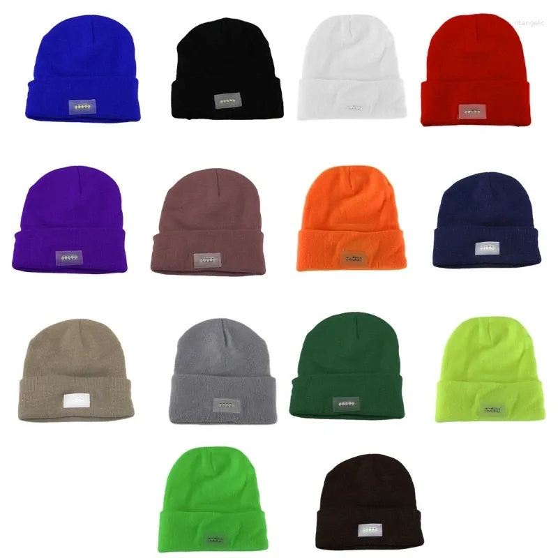 BERETE TEENS WINTER BEANIE ELASTIC WINDPROOF HAT 5 LEDライトビーズ耳プロテクターサイクリングスキーハイキング用品