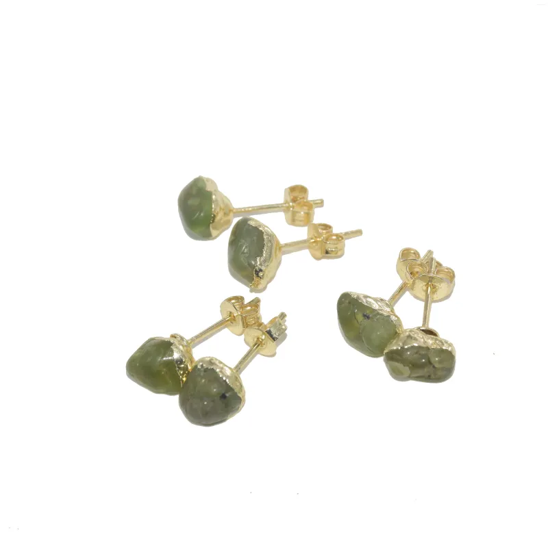 Kolczyki stadnorskie Buhemian Jewelry Green Naturalne oliwin Kamienne złoto Plaked 2023 Boho Vintage Quartz Crystal For Women Prezent