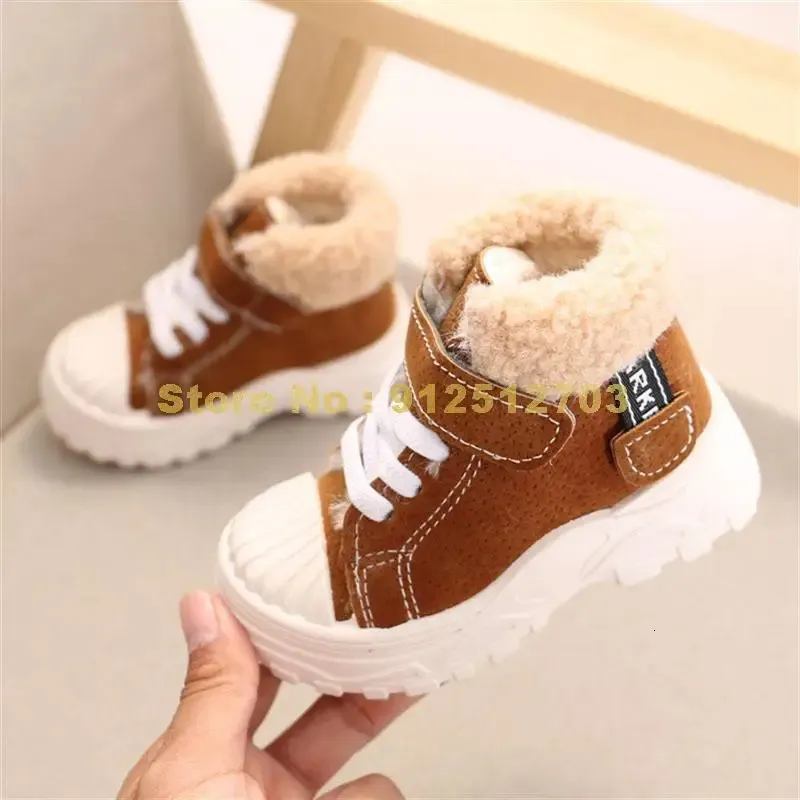 Botas niños cálido invierno niños más espesar terciopelo zapatos de algodón niñas impermeable corto bebé 231030