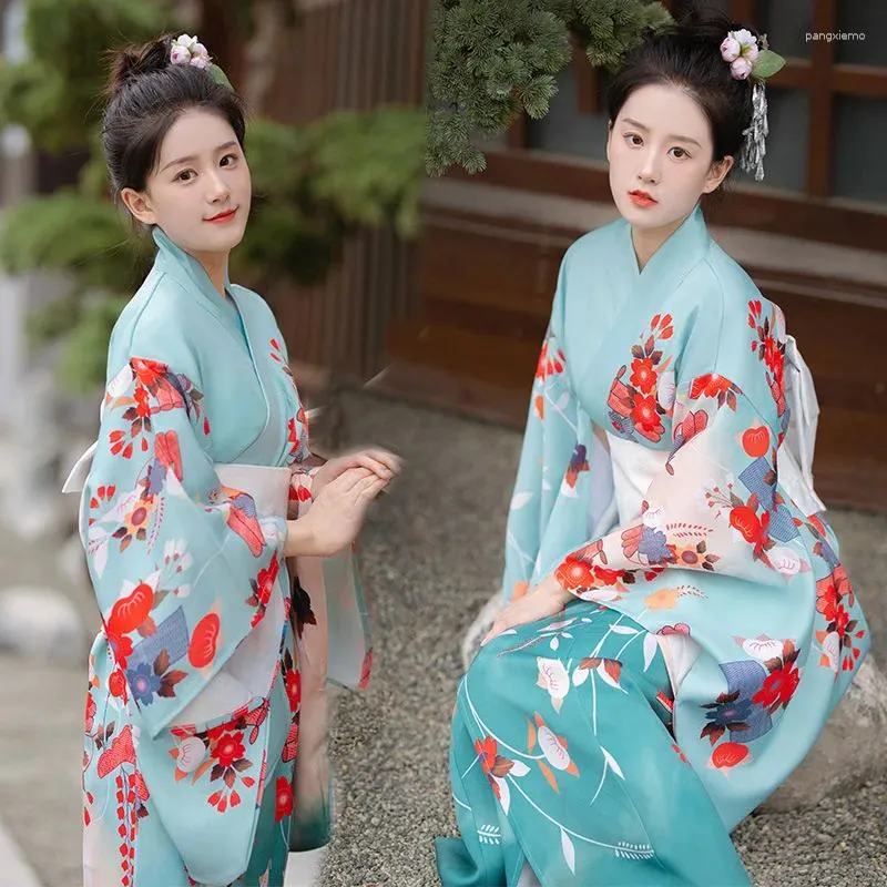 Roupas étnicas Tradicionais Kimonos Mulheres Yukata Haori Long Bathrobe Vintage Stage Pogal Trajes Cosplay Elegante Vestido de Festa à Noite